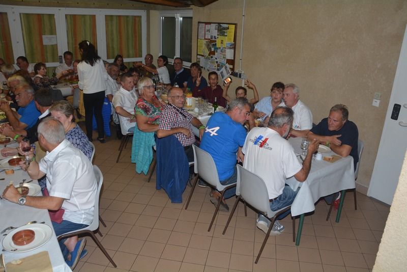 LE REPAS FESTIF DU SAMEDI SOIR